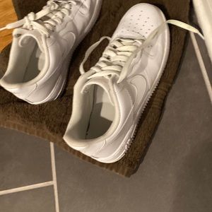 Af1 just give me like 90 bucks idc just tryna make bread